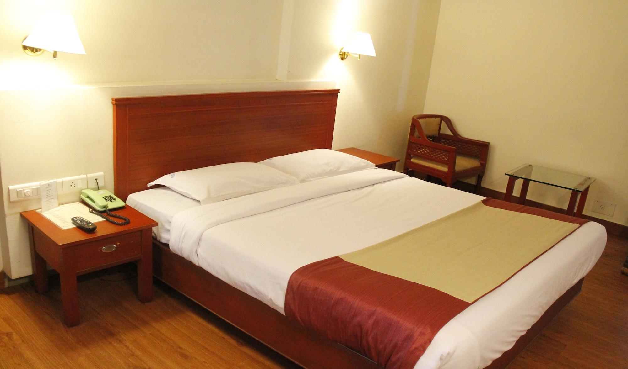 Hotel Aiswarya Kochi Eksteriør billede